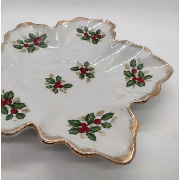Vintage Christmas Holly Leaf Trinket Serving Dish 7 in Porcelain Gold Holiday - Picture 3 of 5